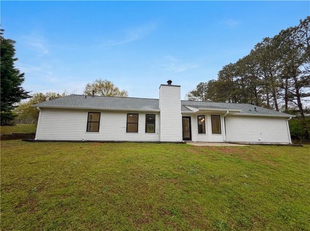 4241 Grady Smith Road, Loganville, GA 30052