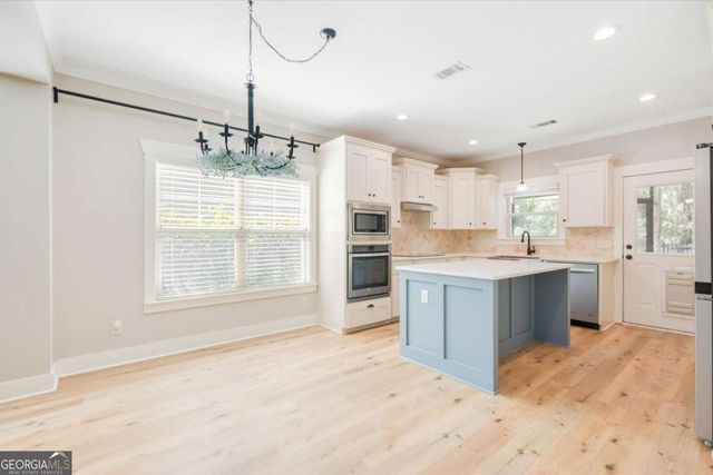 135 N Wildlife View Court, Richmond Hill, GA 31324