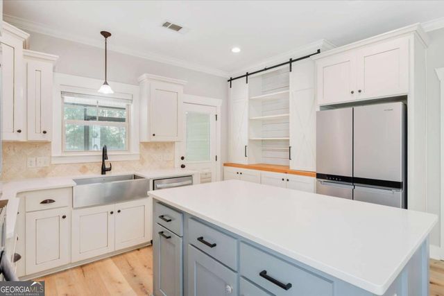 135 N Wildlife View Court, Richmond Hill, GA 31324