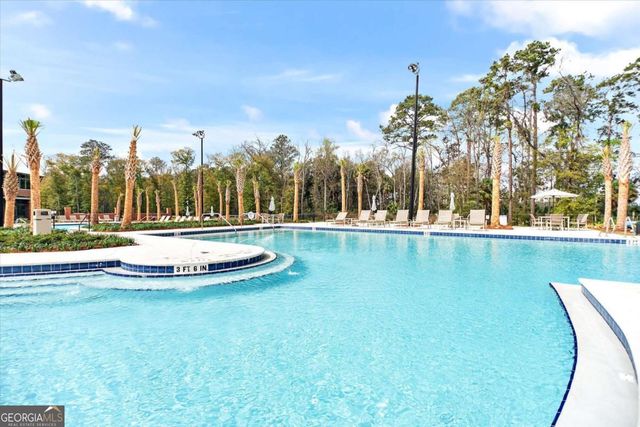 135 N Wildlife View Court, Richmond Hill, GA 31324