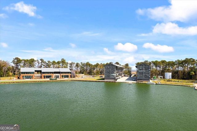 135 N Wildlife View Court, Richmond Hill, GA 31324