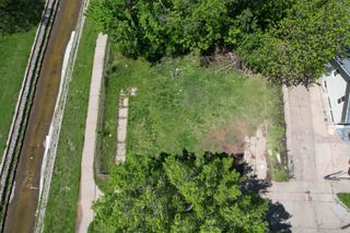 403 N Piatt, Wichita, KS 67214