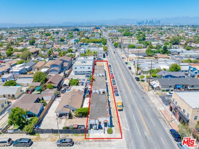 6533 S Hoover Street, Los Angeles, CA 90044