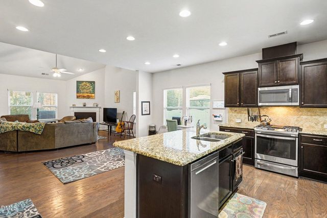 713 Harvest Point Drive, Fuquay Varina, NC 27526