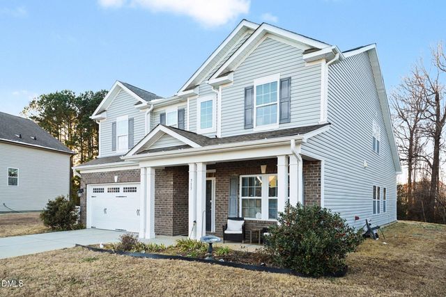 713 Harvest Point Drive, Fuquay Varina, NC 27526