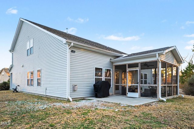 713 Harvest Point Drive, Fuquay Varina, NC 27526