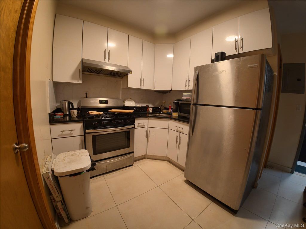 104-18 Jamaica Avenue, Richmond Hill, NY 11418 — photo 3