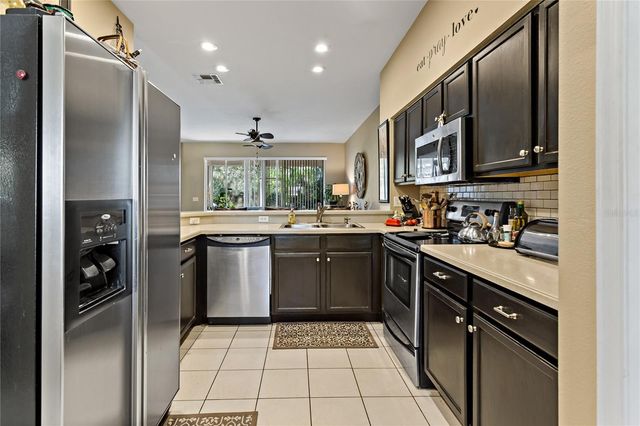 19029 CALLAWAY COURT, Tampa, FL 33647