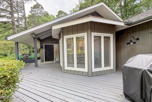 7 Inverness Place, Pinehurst, NC 28374