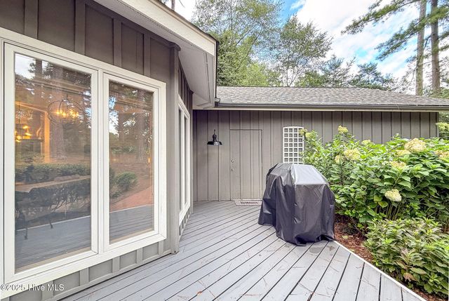 7 Inverness Place, Pinehurst, NC 28374