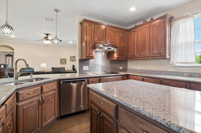 949 Stephen Court, Farmersville, TX 75442