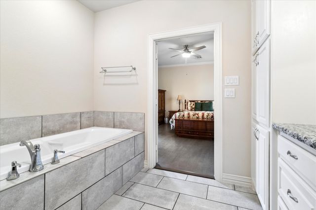 949 Stephen Court, Farmersville, TX 75442