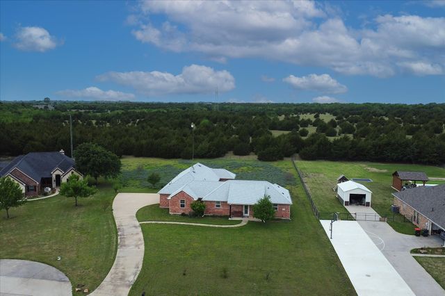 949 Stephen Court, Farmersville, TX 75442