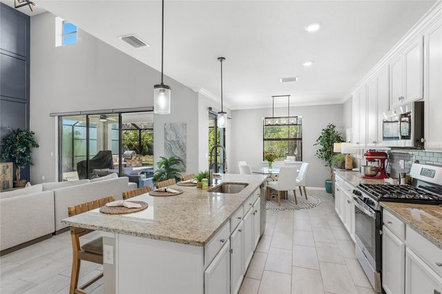 17821 POLO TRAIL, Bradenton, FL 34211