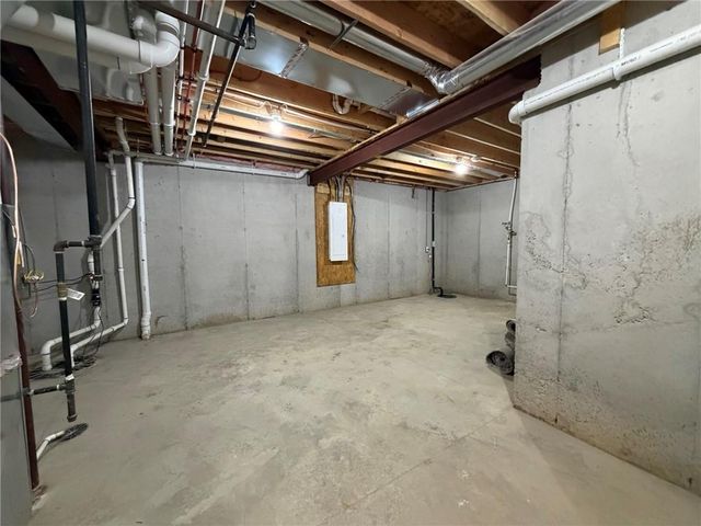 1508 SW Arborpark Terrace, Lee's Summit, MO 64082