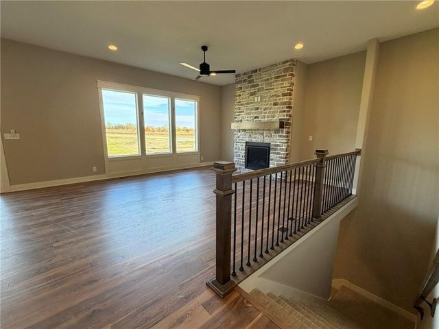 1508 SW Arborpark Terrace, Lee's Summit, MO 64082