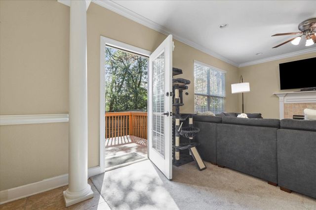 525 Forest Green Dr, Tallahassee, FL 32308