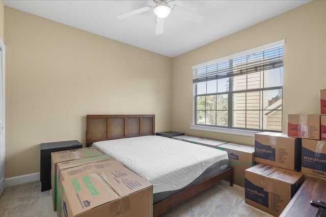 525 Forest Green Dr, Tallahassee, FL 32308