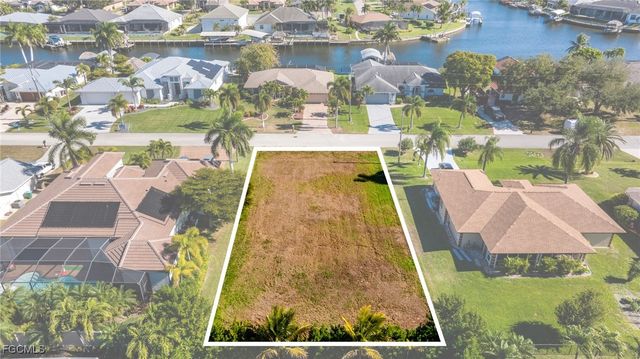 5010 SW 20th PL, Cape Coral, FL 33914