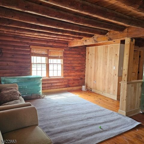 84 Yellow Frame Rd, Green Twp., NJ 07860