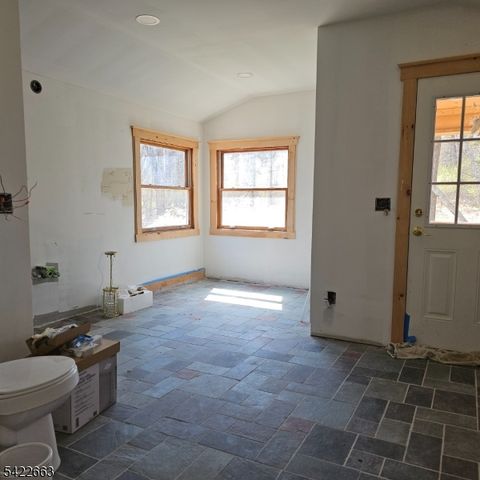 84 Yellow Frame Rd, Green Twp., NJ 07860