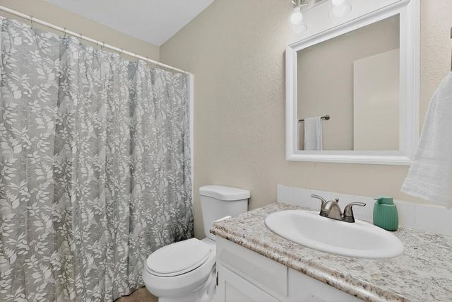 405 Maddox Loop, Rio Communities, NM 87002