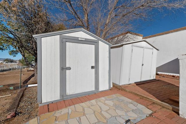 405 Maddox Loop, Rio Communities, NM 87002