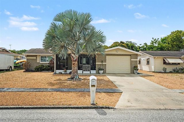 5828 1ST AVENUE, New Port Richey, FL 34652
