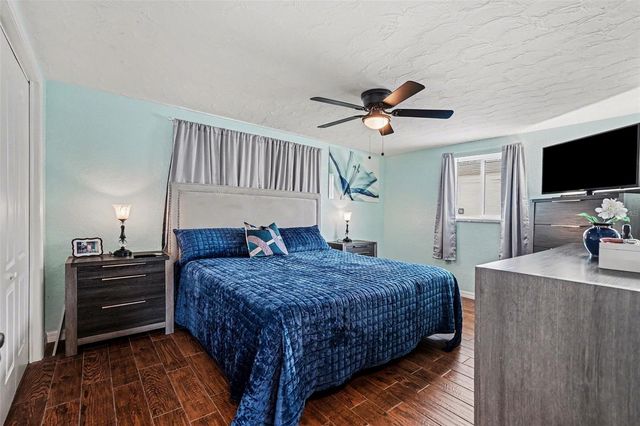 5828 1ST AVENUE, New Port Richey, FL 34652