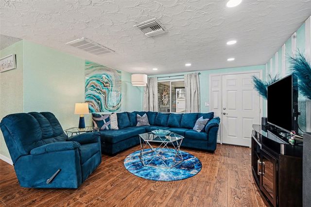 5828 1ST AVENUE, New Port Richey, FL 34652