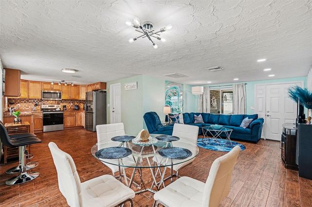 5828 1ST AVENUE, New Port Richey, FL 34652