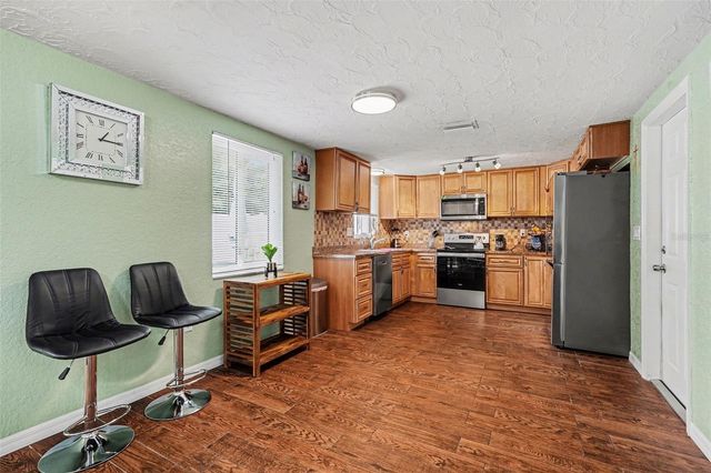 5828 1ST AVENUE, New Port Richey, FL 34652