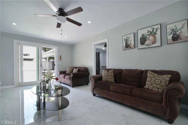 14615 San Fernando Mission Boulevard, San Fernando, CA 91340