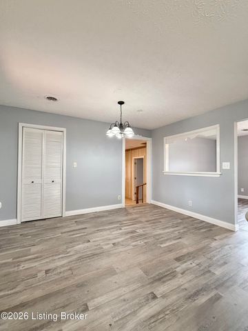 401 Embry Villa Dr, Leitchfield, KY 42754