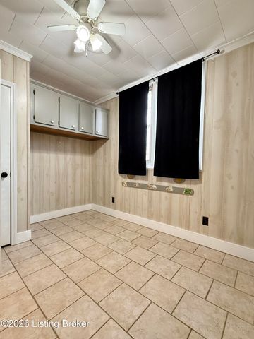 401 Embry Villa Dr, Leitchfield, KY 42754