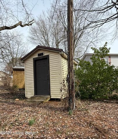 401 Embry Villa Dr, Leitchfield, KY 42754