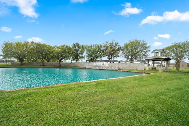 21502 Chenango Lake Drive, Angleton, TX 77515