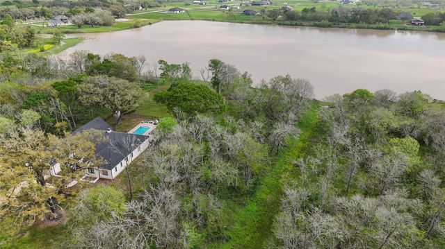 21502 Chenango Lake Drive, Angleton, TX 77515