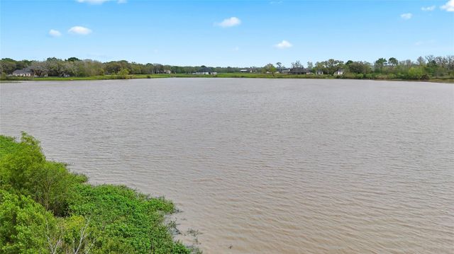 21502 Chenango Lake Drive, Angleton, TX 77515