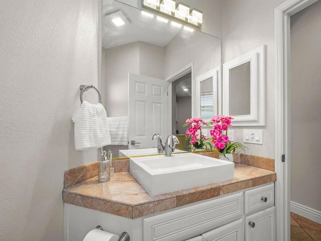 505 Westside Avenue, Sunnyvale, CA 94087