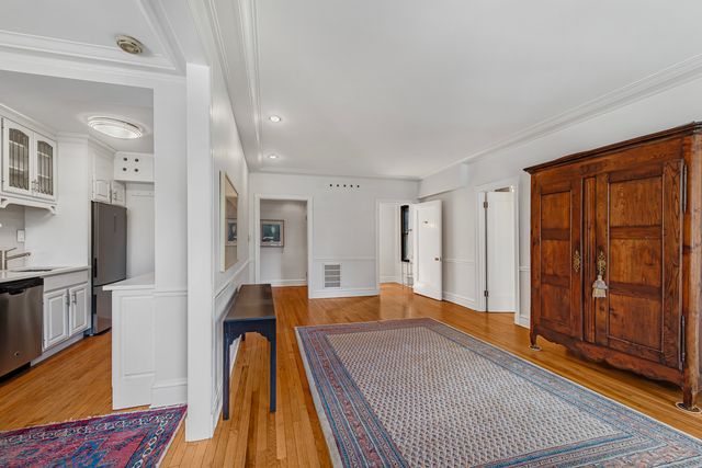 1255 N State Street 5D, Chicago, IL 60610