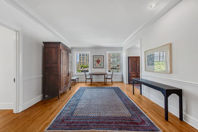 1255 N State Street 5D, Chicago, IL 60610