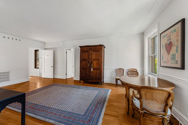 1255 N State Street 5D, Chicago, IL 60610