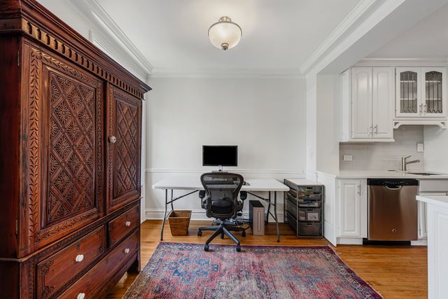 1255 N State Street 5D, Chicago, IL 60610