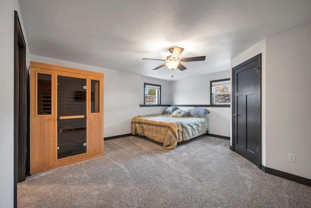 1924 ANDRAYA LANE, De Pere, WI 54115