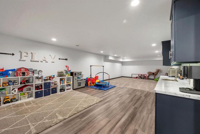 1924 ANDRAYA LANE, De Pere, WI 54115