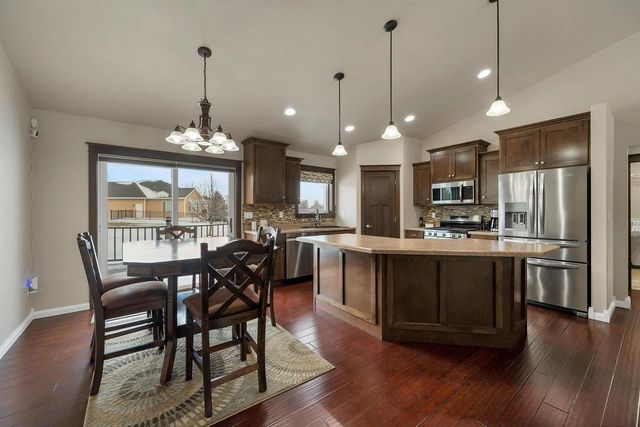 1924 ANDRAYA LANE, De Pere, WI 54115