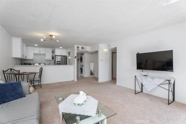 324 Tangelo 325, Irvine, CA 92618