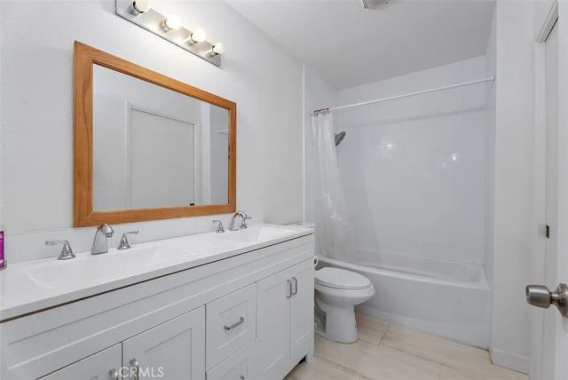 324 Tangelo 325, Irvine, CA 92618