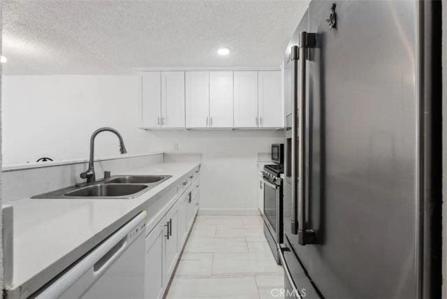 324 Tangelo 325, Irvine, CA 92618